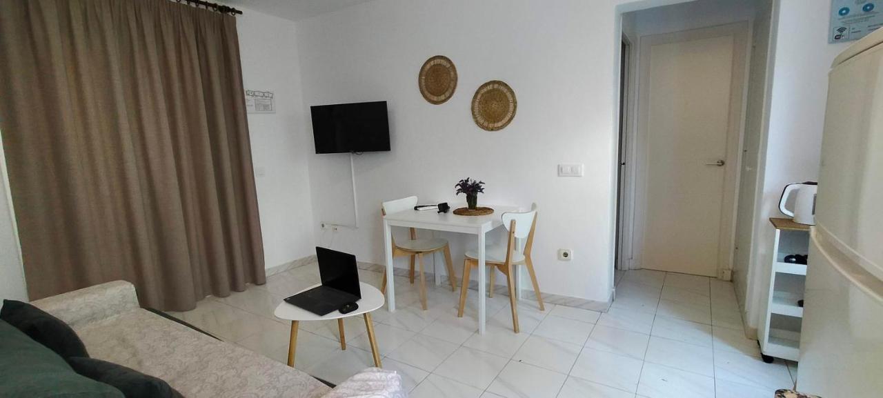 Apartaments California Cala'N Blanes  Εξωτερικό φωτογραφία