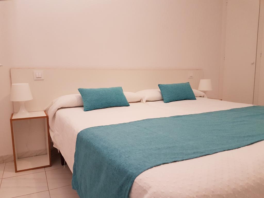 Apartaments California Cala'N Blanes  Εξωτερικό φωτογραφία
