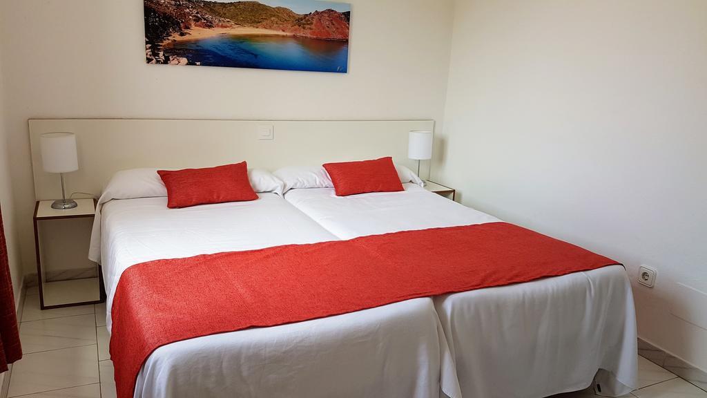 Apartaments California Cala'N Blanes  Εξωτερικό φωτογραφία